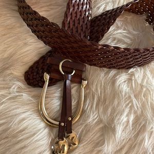 Michael Kors Women Leather belt w/Key ring